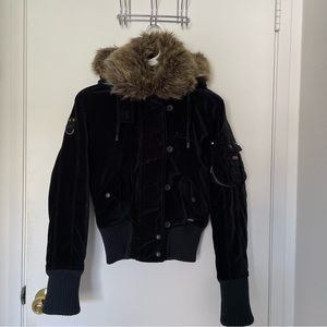 Bouche à Bouche, black velvet bomber jacket. Size S.